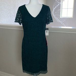 - Lauren Ralph Lauren NWT Gordy Green Lace dress size 10